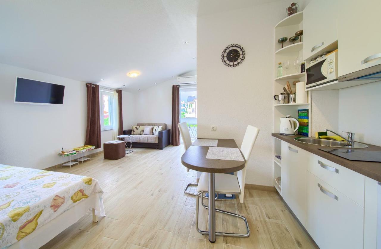 Apartment Nena Krk Town Exterior foto